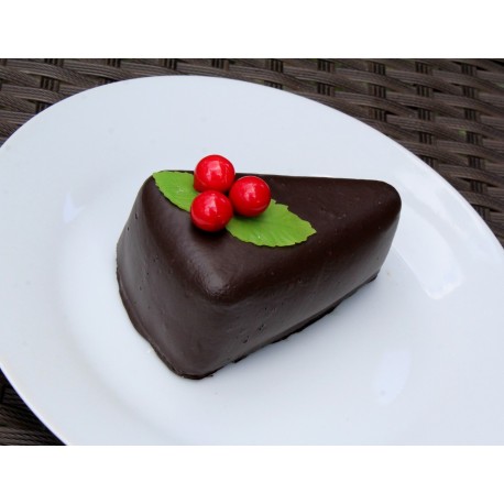 Фіктивний торт Беррі (шоколад)
