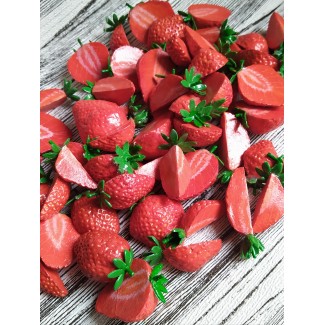 Муляж Полуниця половинка