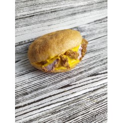 Муляж Пирожное-гамбургер "Курица"