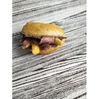 Муляж Тістечко-гамбургер "Ростбіф"